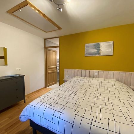 Bed and Breakfast Veyrinas 43 Saint-Yrieix-la-Perche Esterno foto
