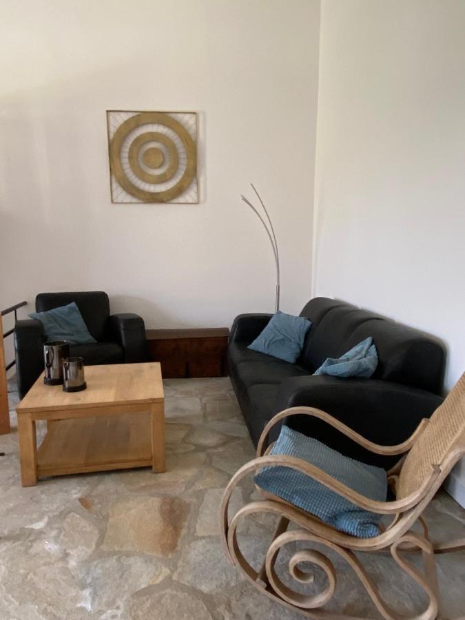 Bed and Breakfast Veyrinas 43 Saint-Yrieix-la-Perche Esterno foto