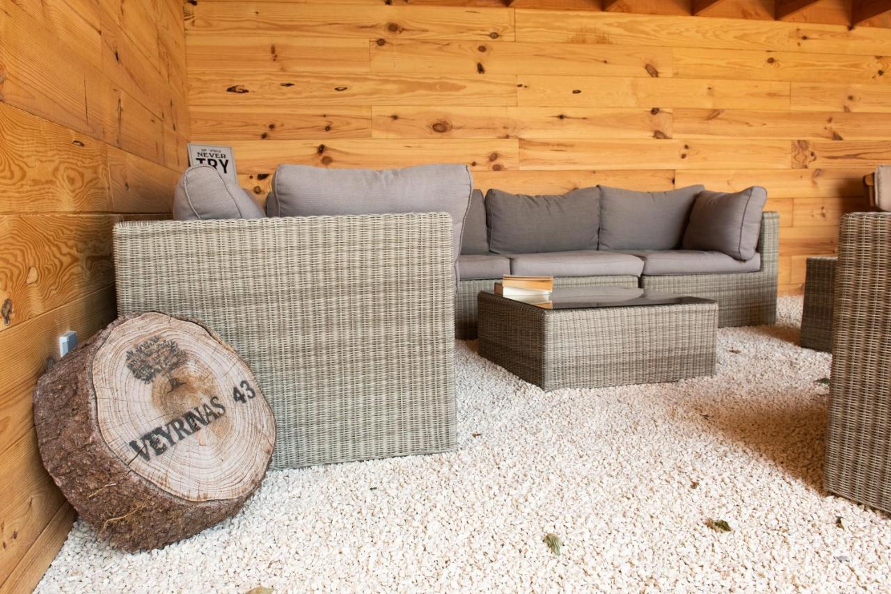Bed and Breakfast Veyrinas 43 Saint-Yrieix-la-Perche Esterno foto