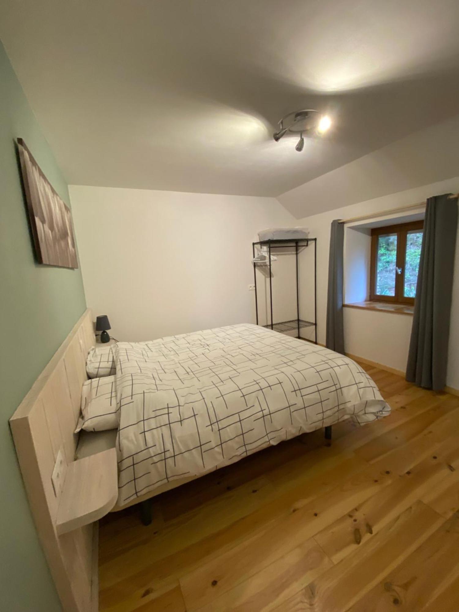Bed and Breakfast Veyrinas 43 Saint-Yrieix-la-Perche Esterno foto